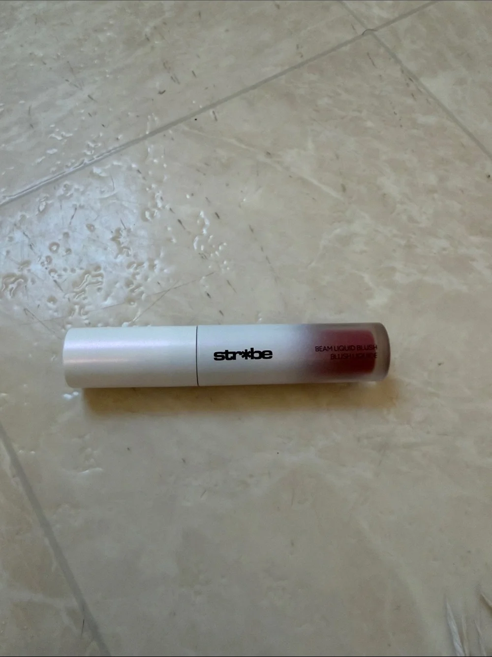 MAC Strobe Beam Liquid Blush nitelite